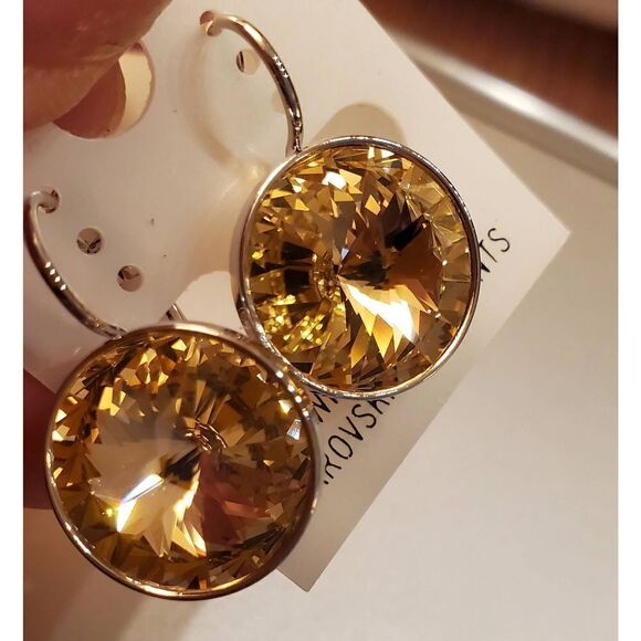 Swarovski Element Earrings Light Brown earrings NWT. Party. Minimalist. Work - Picture 4 of 5